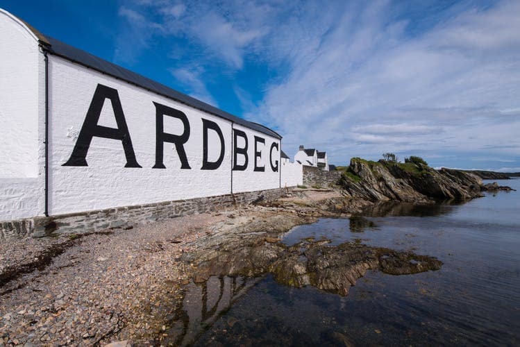 Distillerie Ardbeg dans la region Islay
