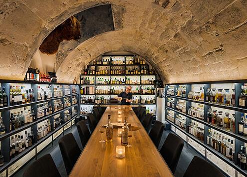 Golden Promise - Whisky Bar